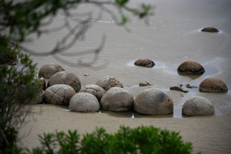 boulders.jpg